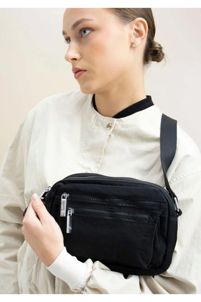 Matthew Cox Shoulder bag
