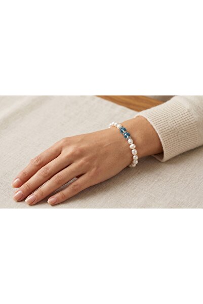 robel Ocean Pearl Elegance Bracelet – Timeless Freshwater Pearls & Blue Cryst...