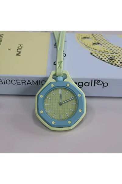 Spon Modern Pocket Watch and Pendant for Bags and Clothes with Distinctive Ge...