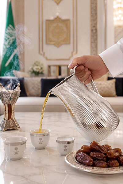 Generic Arabic Coffee Thermos Shiny Silver Color (1 Liter)