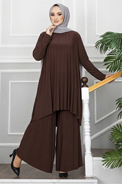 Sum Pillesed Pants Suit