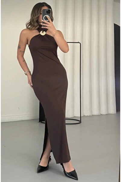 vipelmoda فستان نسائي طويل بتفاصيل مشبك وفتحة جانبية