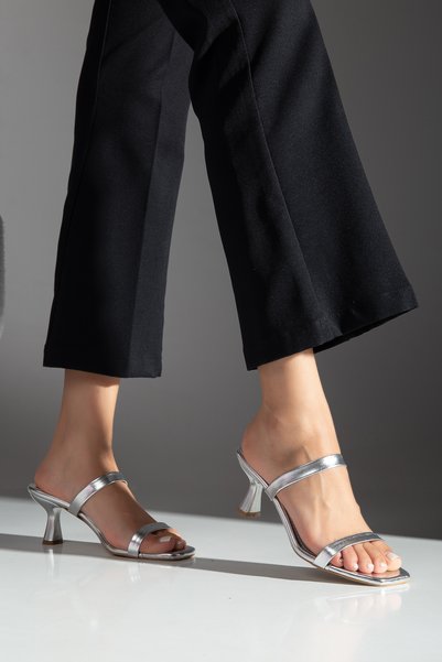 wolfcity Women's Heeled Sandals Stylish Thin Strap Casual Shoes 3-0-2