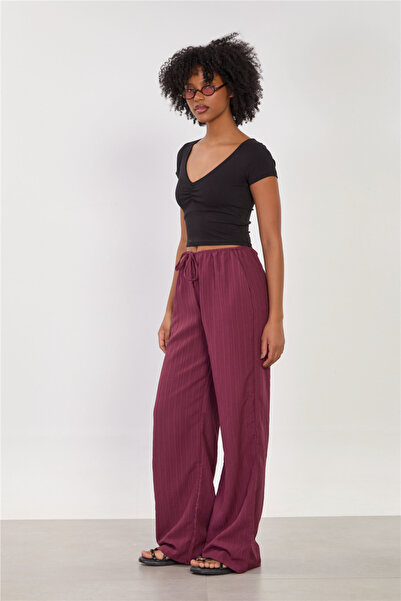 BARRELS AND OIL Women's Elastic Waist Crinkled Loose Trousers - Cherry