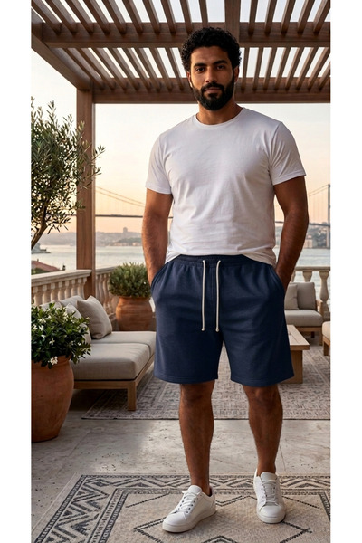 THE WHITE شورت سري كبير الحجم برباط وحزام خصر مطاطي