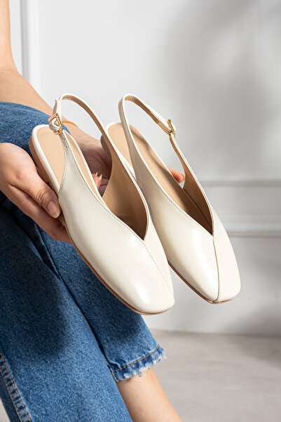 LORENN SHOES Dory Beige Wrinkled Matte Square Toe Belt Detailed Short Heeled ...
