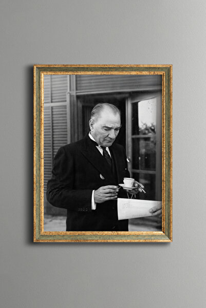 epiqart Ataturk - Vintage Patterned Painting - Fine Model