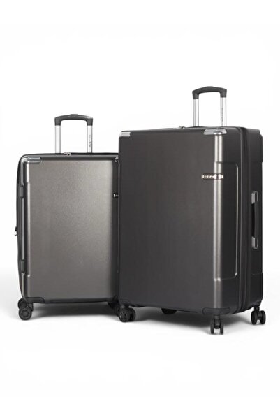 AVIATOR Aviator Brand Two Travel Suitcases, 28 and 24 Inches – Made of Shatte...