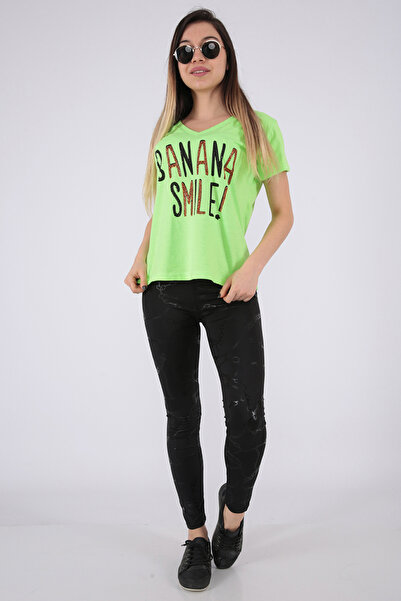 FIRST STYLE Stylish Turkish T-Shirt in Apple Color