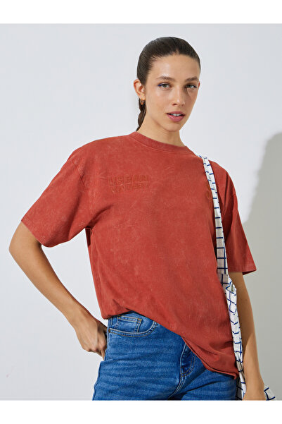 Styli Rust Tonal Slogan Embroidered 100% Cotton Washed T-Shirt