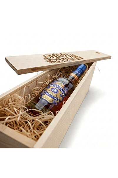 Chivas Regal Pachet Cadou Cutie de Lemn Personalizata Whisky 18 Ani 40%, 0.7L