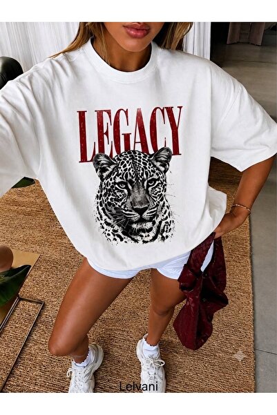 WOMEN'S LEGACY LİON PRINTED CREW NECK T-SHIRT