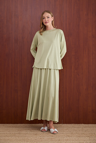 Melike Tatar طقم تنورة 83-7003