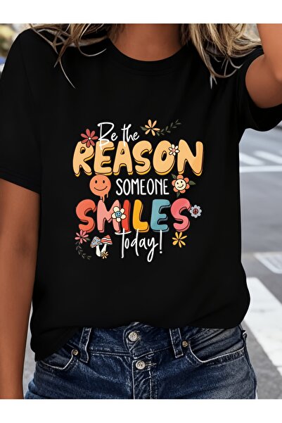 12 HERTZ تي شيرت مطبوع عليه Be The Reason Someone Smiles Today بأكمام قصيرة، ...