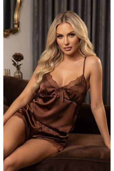 Store Kadın Kahverengi Saten Dantel Detaylı Askılı Şortlu Pijama Takımı