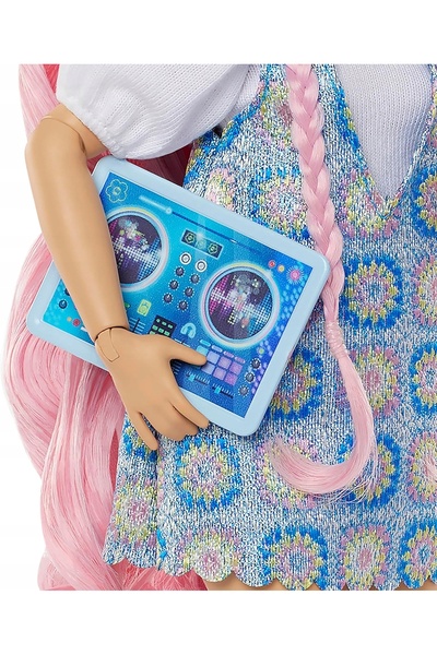Barbie lalka Dream Besties Daisy Jean JDD74