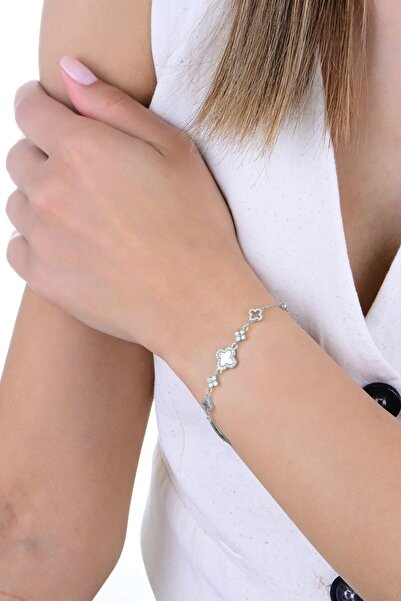 Söğütlü Silver 925 Ayar Gümüş Minimalist ve Zirkon Taşlı Yonca Bileklik SGTL1...