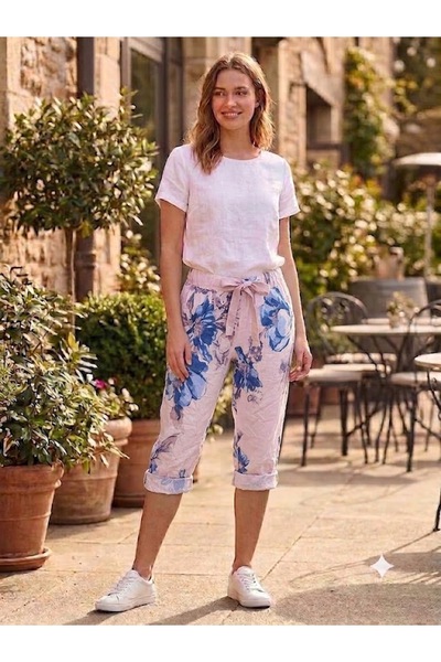 AYASOFYA OTANTIK Women's Italian Elastic Waist Floral Patterned Capri Bermuda