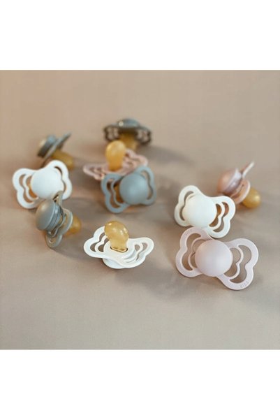 NO BRAND Smoczek Bibs Symmetrical Head Supreme 2 bucăți Cauciuc 0+ Ivory&Blush