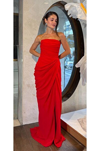 SpringStore Kırmızı Straplez Yırtmaç Detaylı Şifon Abiye