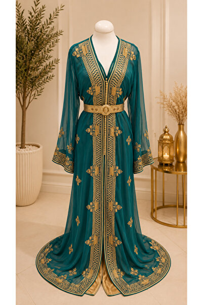 Generic Luxury embroidered kaftan - belt