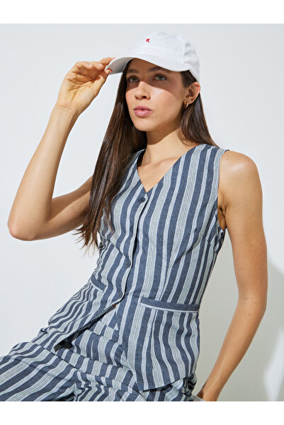 Styli Grey Sleeveless Striped Waistcoat