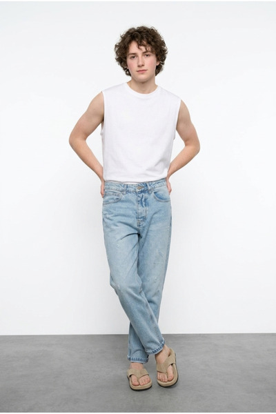 BOYFRİEND KALIP %100 PAMUK YIKAMA DETAY KOT PANTOLON