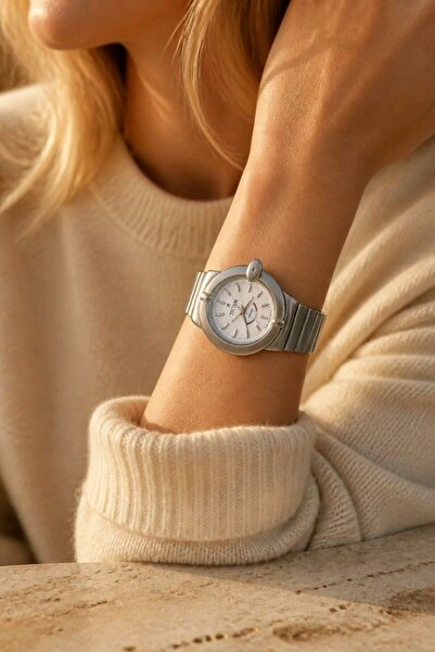 Monalisa Home Premium Metal Strap Watch