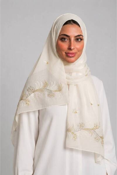 Veil Designer طرحه بوال طبقتين بتطريز ذهبي علي كامل الطرحه 190*60 لا توجد أيّ...