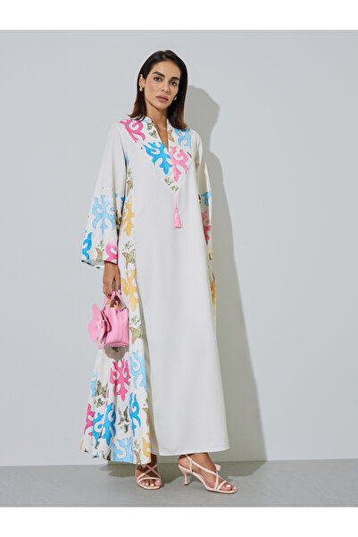 Amirah By Styli Off White Printed Panel Jalabiya with Tassel Detail