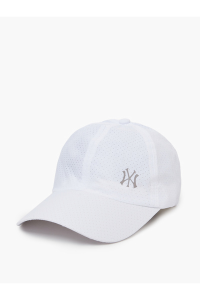 Styli White Letter Printed Baseball Cap