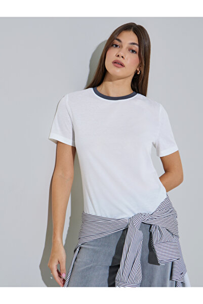 Styli White Regular Fit Round Neck T-Shirt