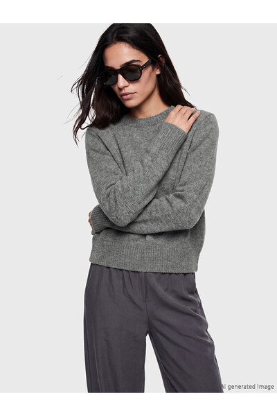 LC Waikiki Crew Neck Women's Knitwear Sweater