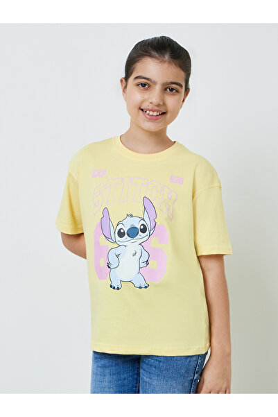Styli Teen Girls Yellow Lilo and Stitch Oversized T-Shirt