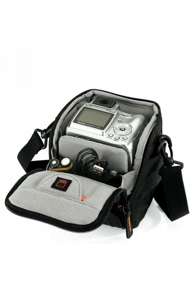 Lowepro Apex 100AW LP34992-0WW geantă neagră