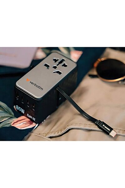 Verbatim Adaptor de călătorie GaN III Global cu 4 porturi USB-C PD 3.0
