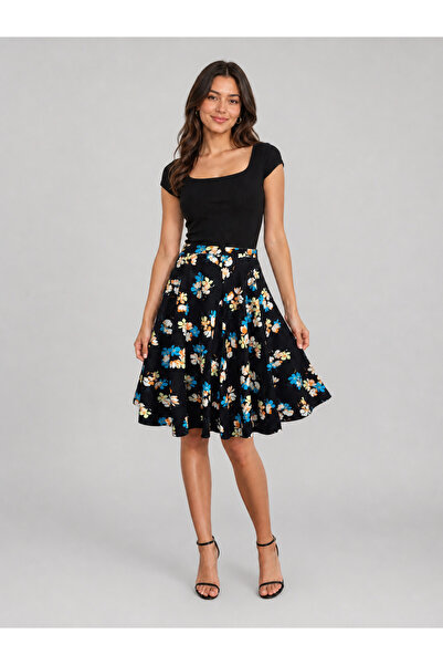 Merlot 100% Cotton Floral Patterned Woven Skirt with Hidden Side Zipper