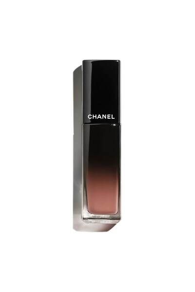 Chanel أحمر شفاه سائل لامع يدوم طويلاً من روج ألور لاكيه - 62 ستايل (5.5 مل) ...