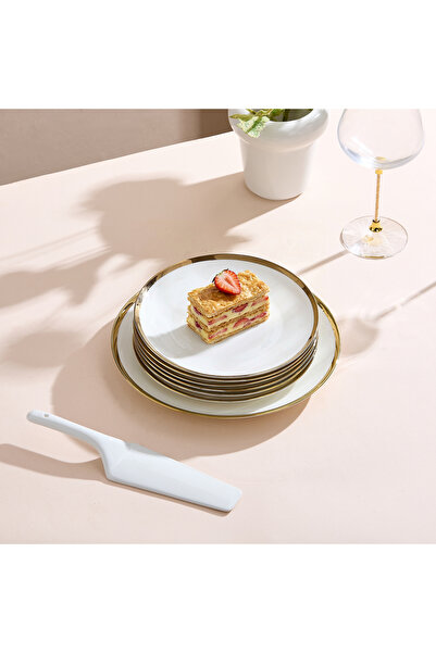 Malooki Set of 6 Aurel porcelain dessert plates, wide gold border, with cake ...