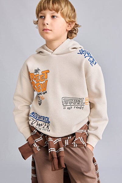 DeFacto Oversize Hooded Sweatshirt with Printed Front and Soft Fleece Inside ...