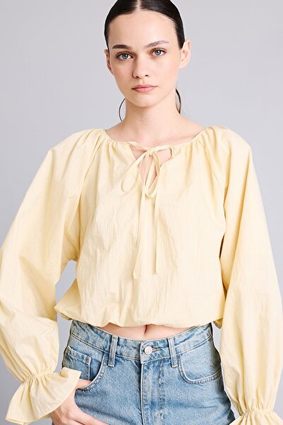 DeFacto Regular Fit Gathered Balloon Sleeve Crop Poplin Basic Blouse I4684Ax26Au