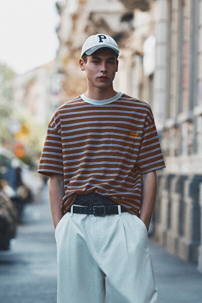 Pull & Bear Çizgili yazılı tişört