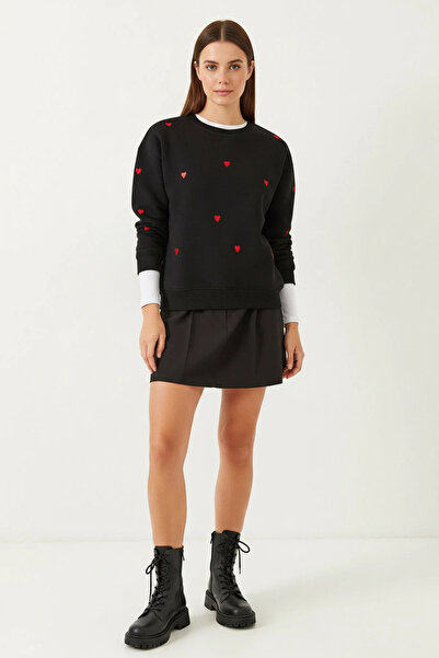 Şeker Portakalım Women's Heart Embroidered Black Sweatshirt