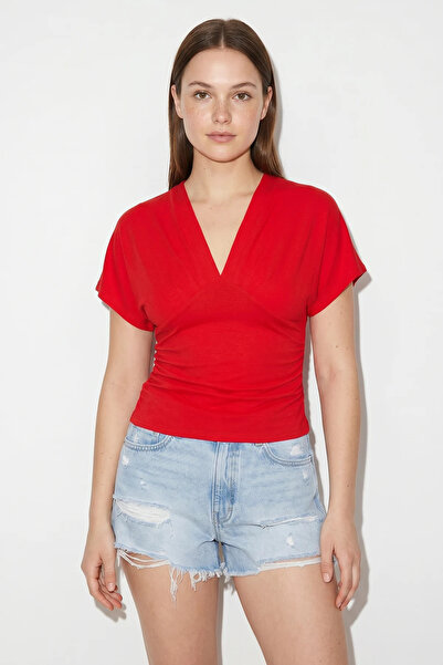 Generic Brand Women's Body-Fitting Gathered Drape Detailed V-Neck Bat Sleeve ...