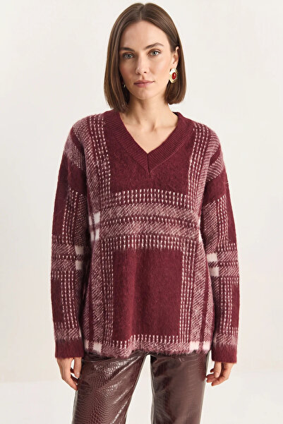 Generic Brand Women's Plaid Patterned Shawl Collar V-Neck Knitwear Burgundy S...