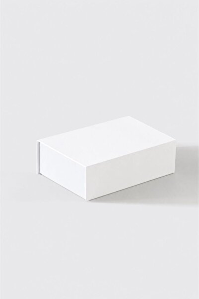 Miligram Paper 23x16x6.5 cm Mıknatıslı Beyaz Sert Mukavva Kutu