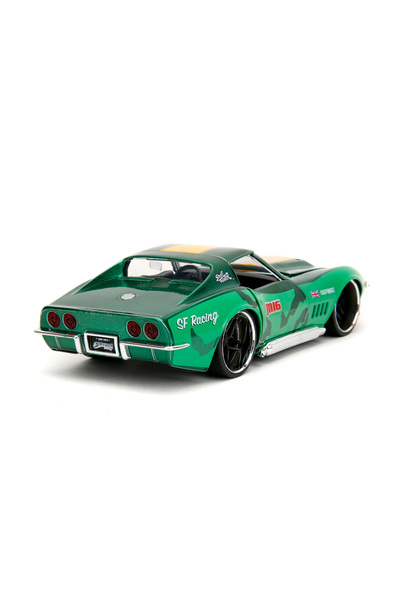 Jada Toys JADA STREET FIGHTER 1969 CHEVROLET CORVETTE STINGRAY + FIGURINA CAM...