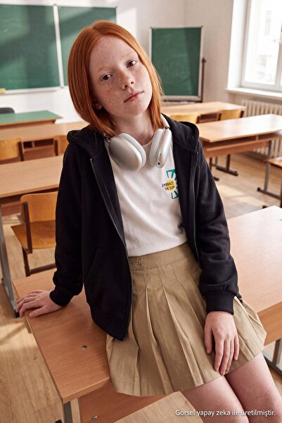 TRENDYOLKIDS Siyah Pamuklu Kız Çocuk Kalın Şardonsuz Düz/Basic Fermuarlı Örme...