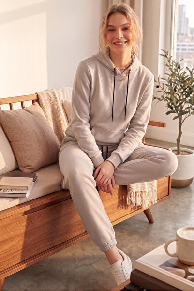Moibody Women's 3 Threaded Yarn Hooded Sweatshirt and Jogger Bottoms Set Prem...