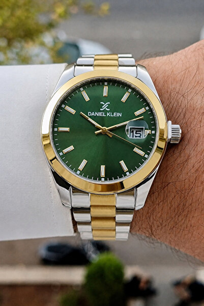 Daniel Klein Men's Wristwatch with Green Dial and Gold Metallic Strap 2 Years...